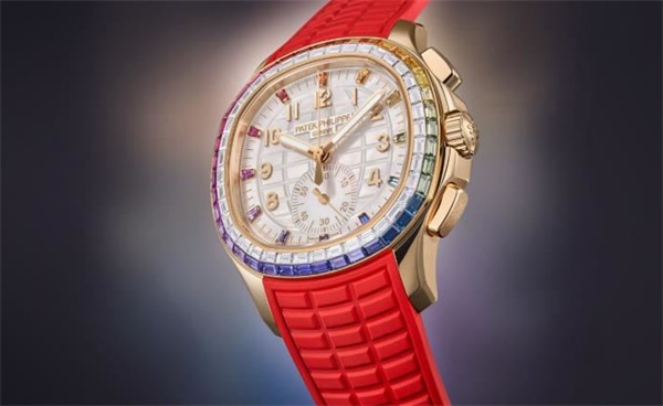 百达翡丽手表表盘有划痕处理办法